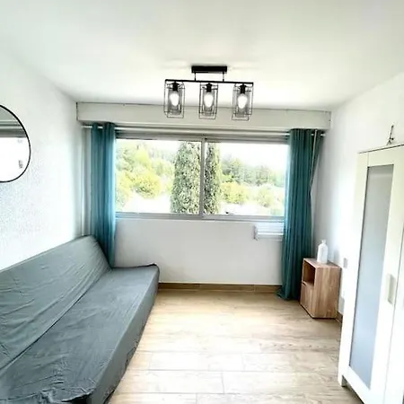 Apartament Joli Studio Cosy De 31 M2 Bord De Acces Pmr 4personnes La Ciotat